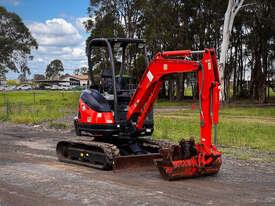 Photo 2. Kubota U25 - 3 Tracked-Excav Excavator