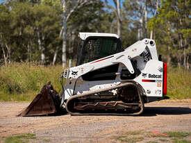 Photo 3. Bobcat T650 Skid Steer Loader