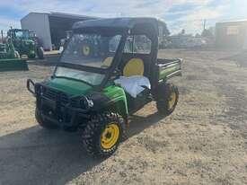 Photo 2. John Deere XUV 855D atv