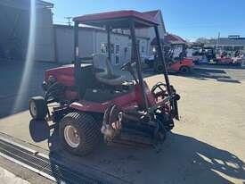 Photo 2. Toro 5500D Fairway mower