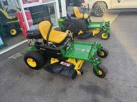 Photo 3. John Deere Z335 zero turn mower