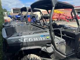 Photo 3. John Deere Fugleman UT10 atv