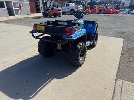 Photo 2. Polaris 570 ute atv