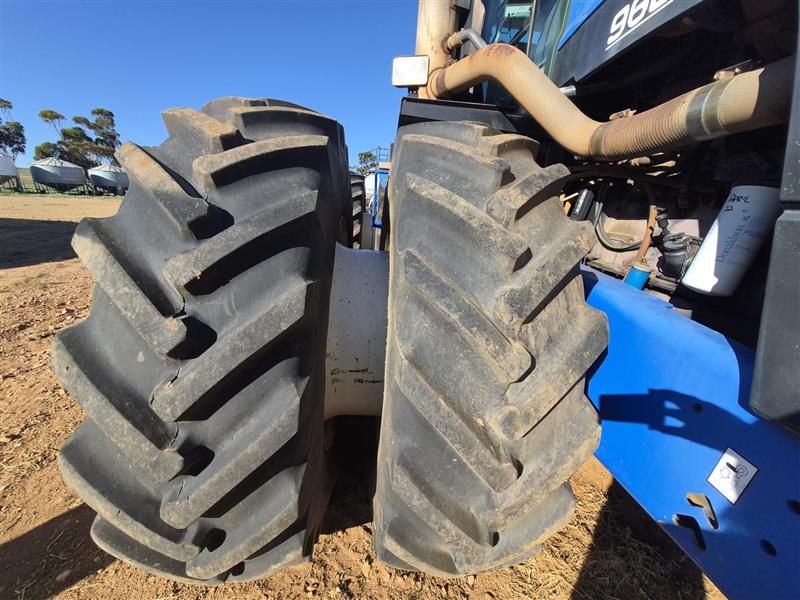 Photo 5. New Holland 9684 Tractor