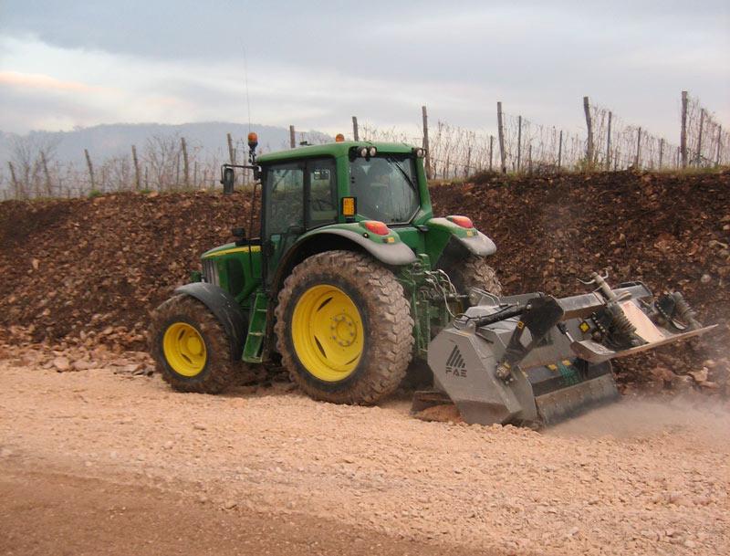 Photo 2. FAE STC stone crusher