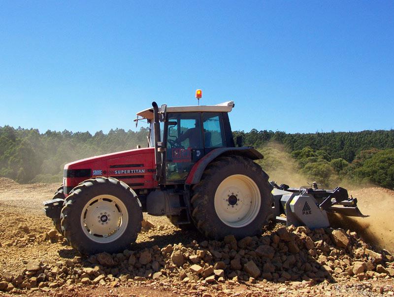 Photo 4. FAE STC stone crusher