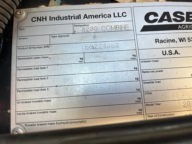 Photo 3. Case IH 8230 combine harvester