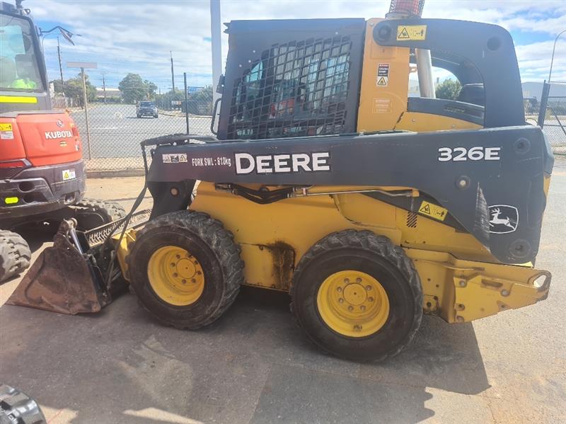 Used John Deere Skidsteer 326E, Loaders Excavators John Deere SA