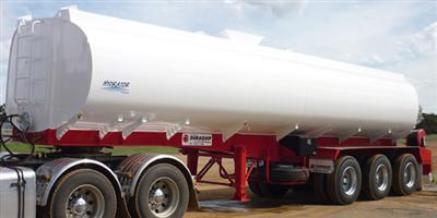 Photo 1. Duraquip Hydrator Water Tanker