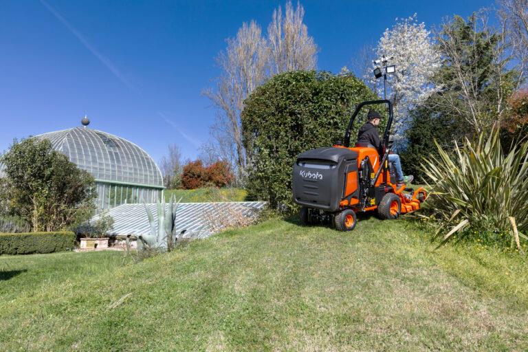 Photo 2. Kubota FC2 Series mowers