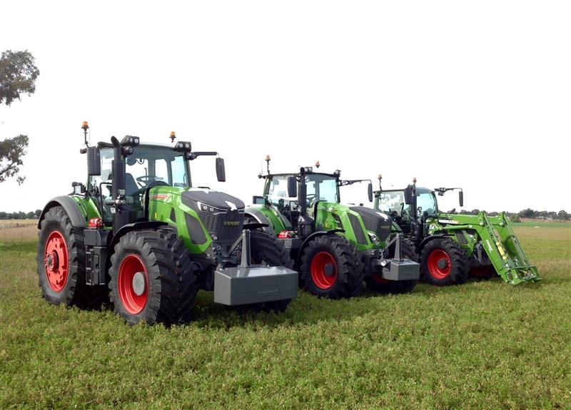 Fendt 828 tractor