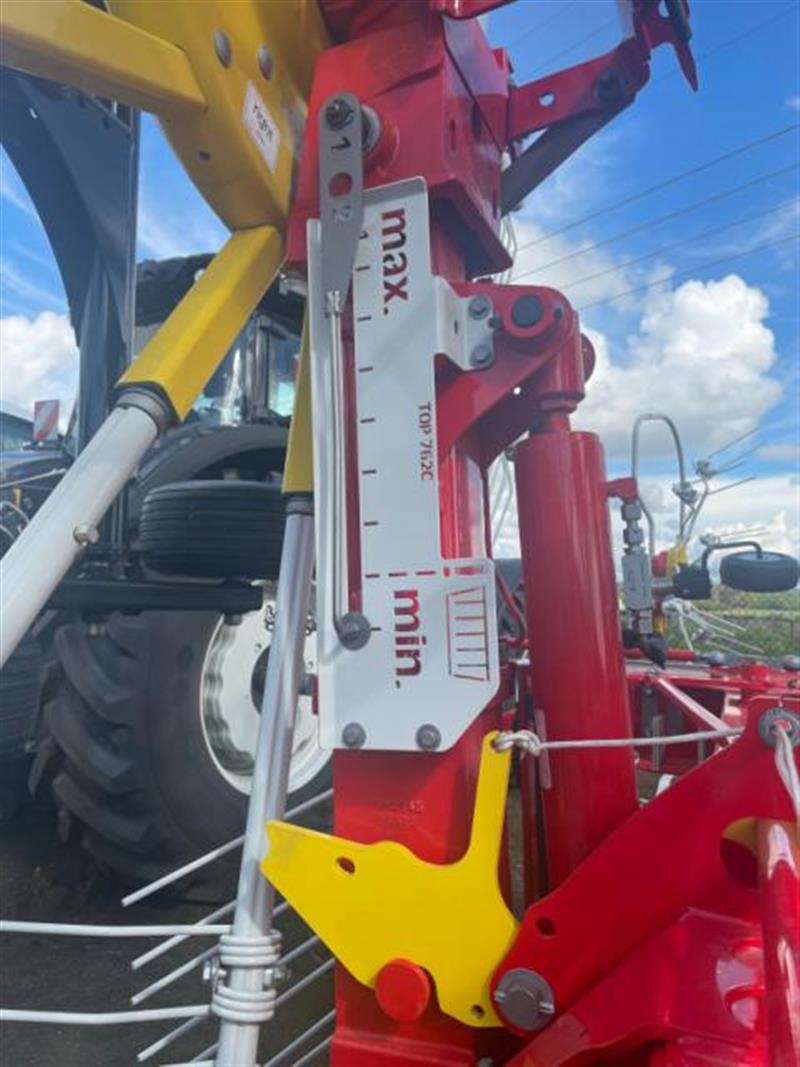 Pottinger TOP 762C rake, Hay Silage Equip Pottinger VIC | Power Farming