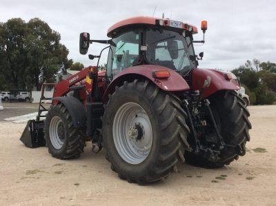 Photo 5. Case IH PUMA 225 tractor