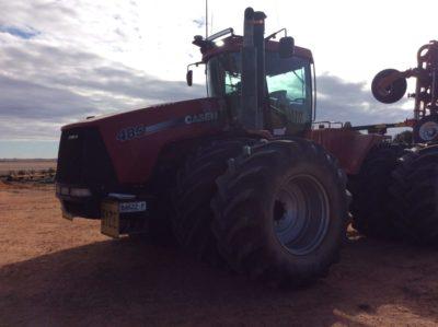 Photo 3. Case IH Steiger 485 tractor