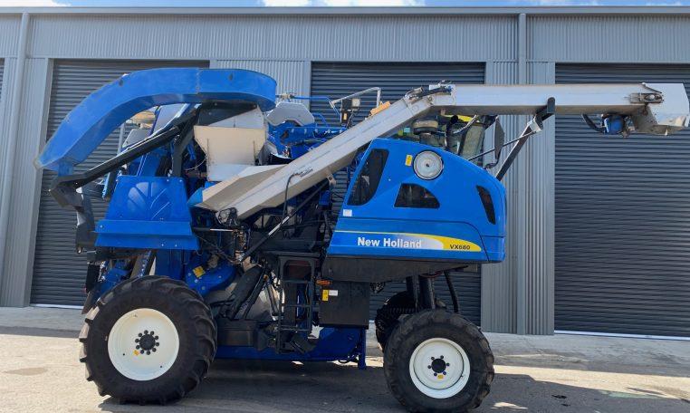Photo 3. VX680 Braud New Holland