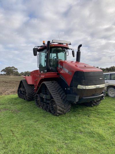 Photo 3. Case IH Steiger 450 Quadtrac track tractor