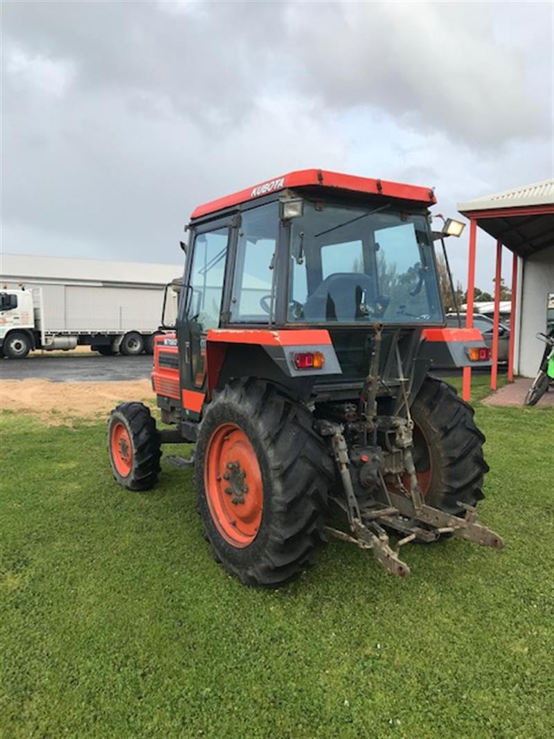 Used Kubota M7580 Tractor, Tractors Kubota SA, Power Farming