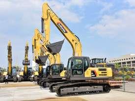 Photo 2. Lovol FR260D 26T excavator