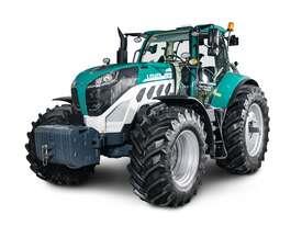 Photo 3. Lovol P7240 tractor