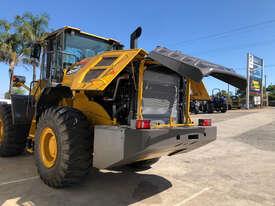Photo 2. Lovol WL958K wheel loader