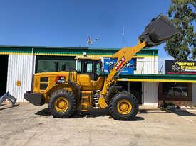Photo 3. Lovol WL958K wheel loader
