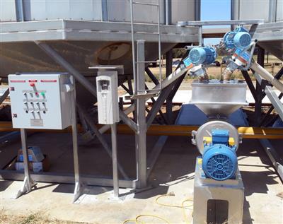 Photo 2. NFS FEEDMASTER ATTRITION DISC MILLS