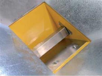 Photo 3. NFS FEEDMASTER ROLLER MILLS