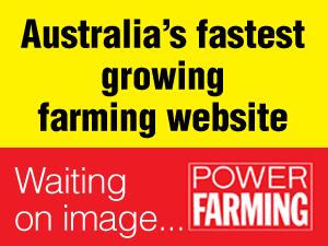 MacDon D140 draper front