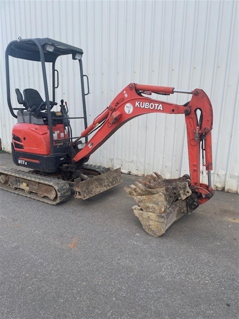 Photo 3. Kubota U17-3 mini excavator