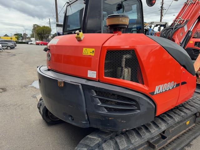 Photo 3. Kubota KX080-3 super series excavator