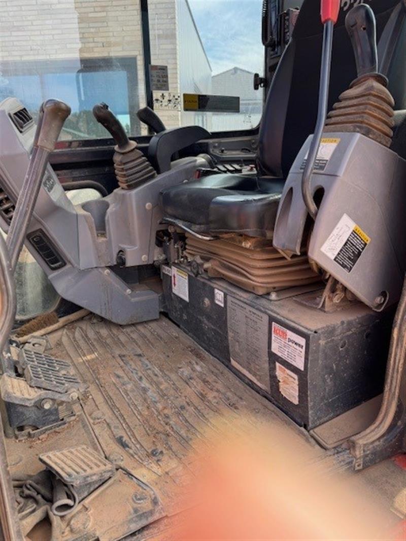 Photo 4. Kubota KX057-4GLA Excavator