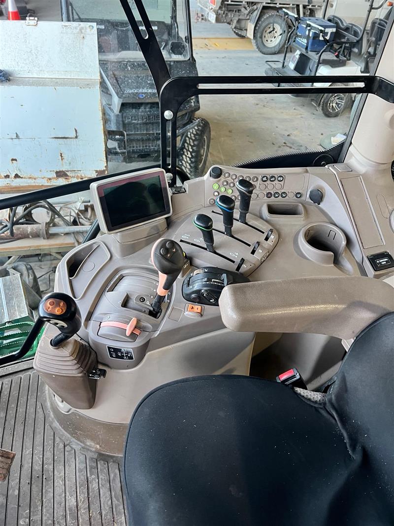 Photo 5. John Deere 6105R tractor