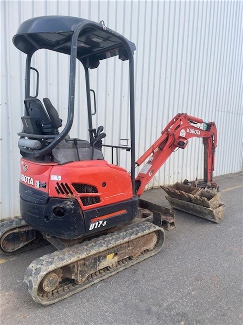 Photo 4. Kubota U17-3 mini excavator