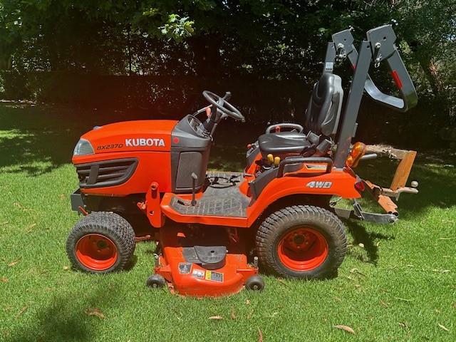 Photo 1. Kubota BX2370 Tractor