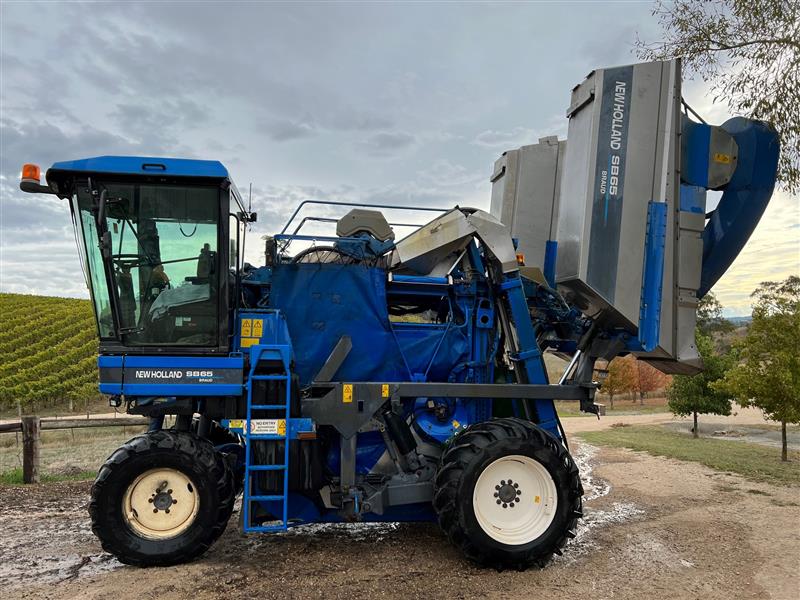 Photo 1. Braud New Holland SB65 Twin Bin Harvester