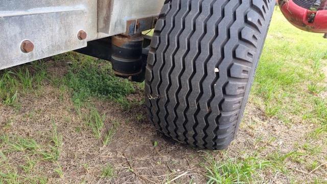 Photo 3. Used Croplands 4000lt Quantum mist sprayer