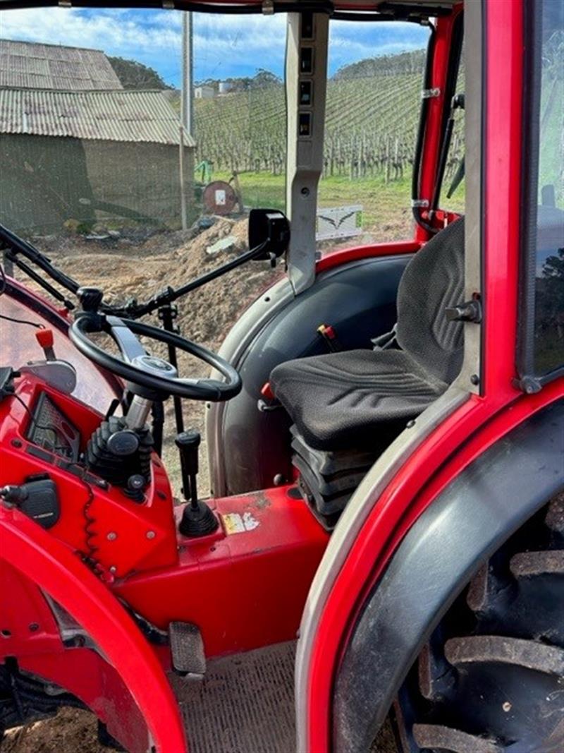 Photo 5. Antonio Carraro TGF9800