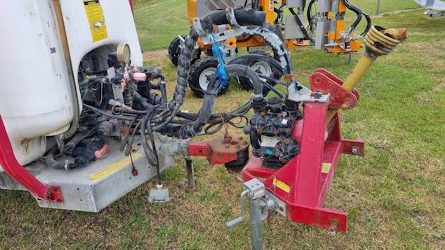 Photo 5. Used Croplands 4000lt Quantum mist sprayer