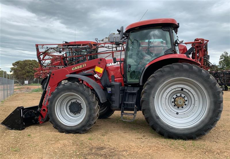 Photo 2. Case IH Puma 165 Tractor & FEL