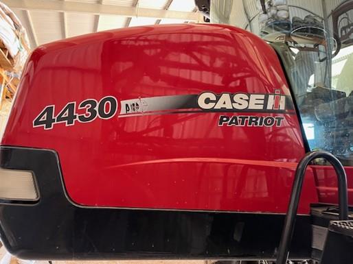 Case IH 4430 Patriot Self Propelled Sprayer