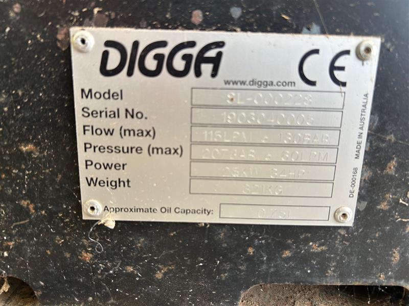 Photo 3. Digga Slasher